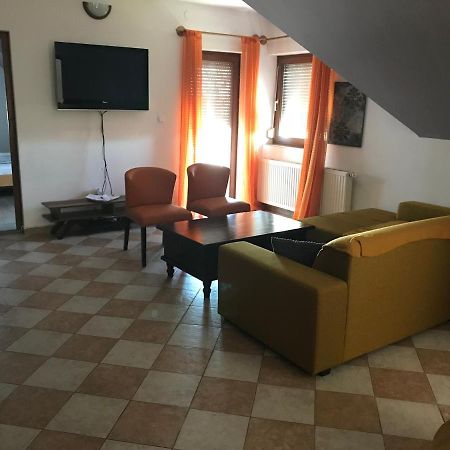 Marta Apartman Balatonalmádi Exteriér fotografie