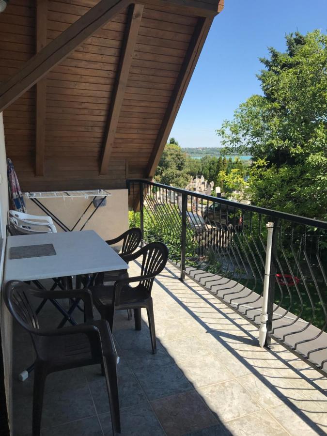 Marta Apartman Balatonalmádi Exteriér fotografie