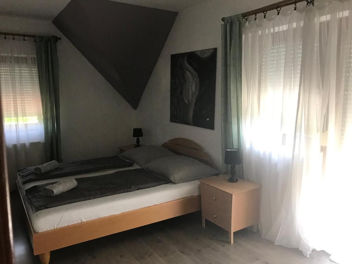 Marta Apartman Balatonalmádi Exteriér fotografie