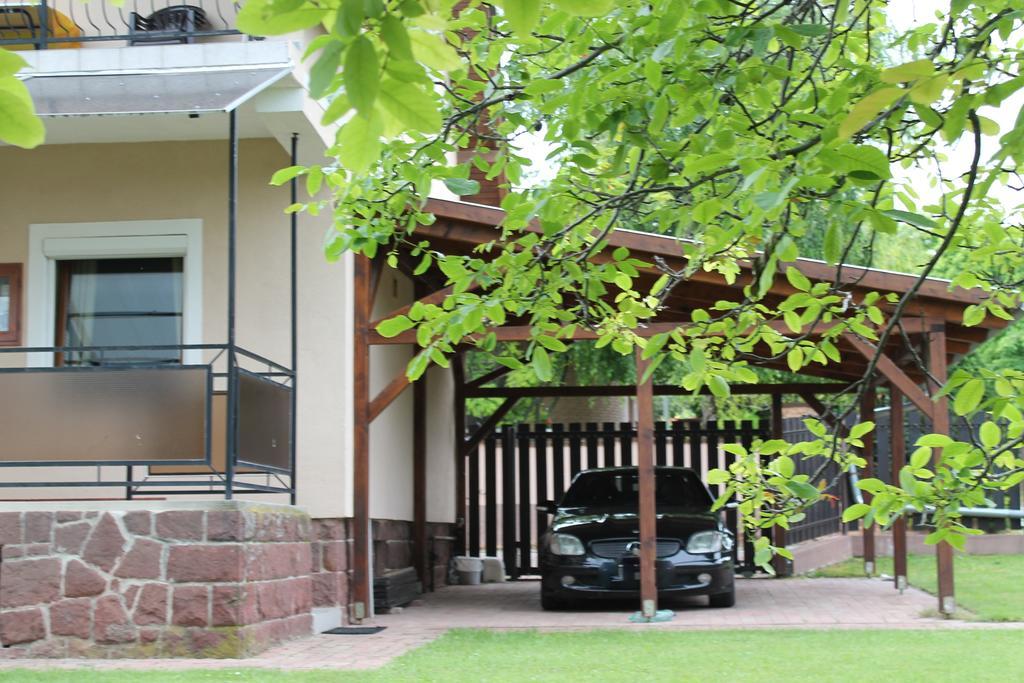 Marta Apartman Balatonalmádi Exteriér fotografie